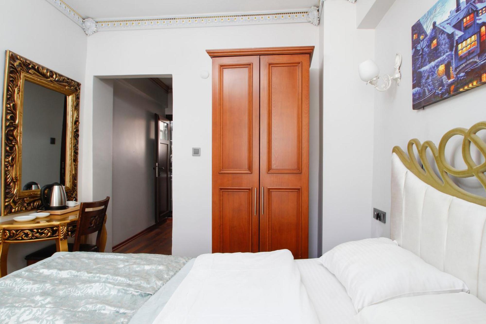 Californiacityhotel Istanbul Exterior photo