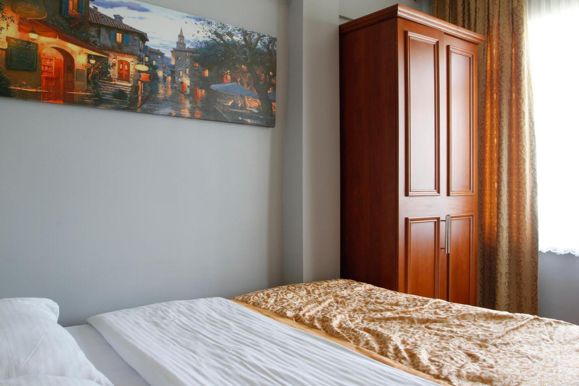 Californiacityhotel Istanbul Exterior photo